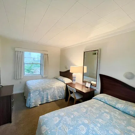 Surf Studio Beach Resort Cocoa Beach Exterior photo