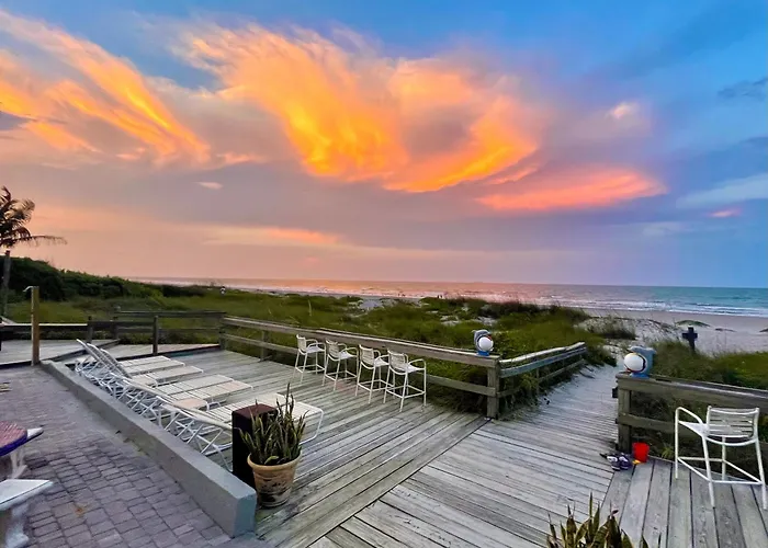 Surf Studio Beach Resort